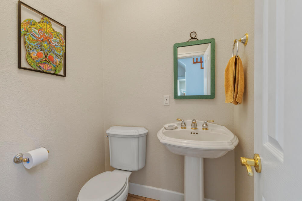 10831 Kestrel Road Klamath Falls, OR 97601 - Photo 9 of 51 Gallery Image 9