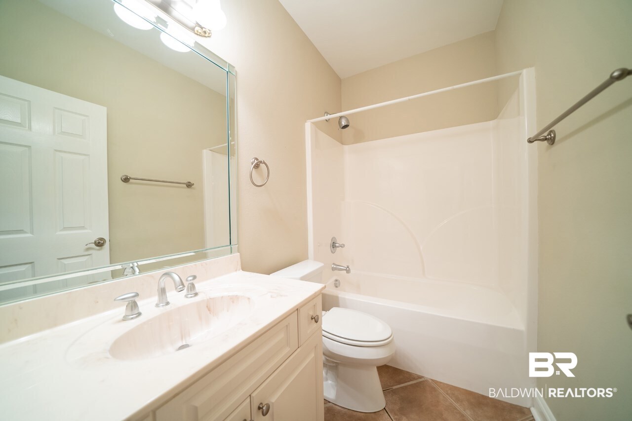 125 Mark Twain Loop Foley, AL 36535 - Photo 14 of 24
