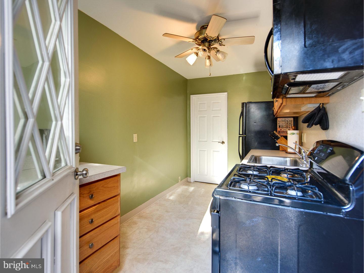 1408 Grace Road Swarthmore, PA 19081 - Photo 11 of 24