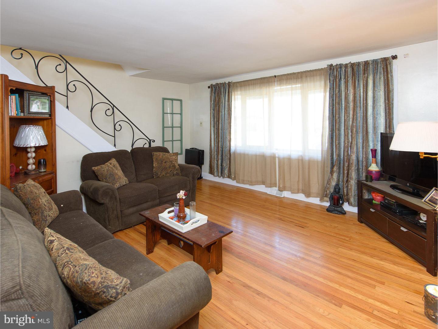 1408 Grace Road Swarthmore, PA 19081 - Photo 5 of 24