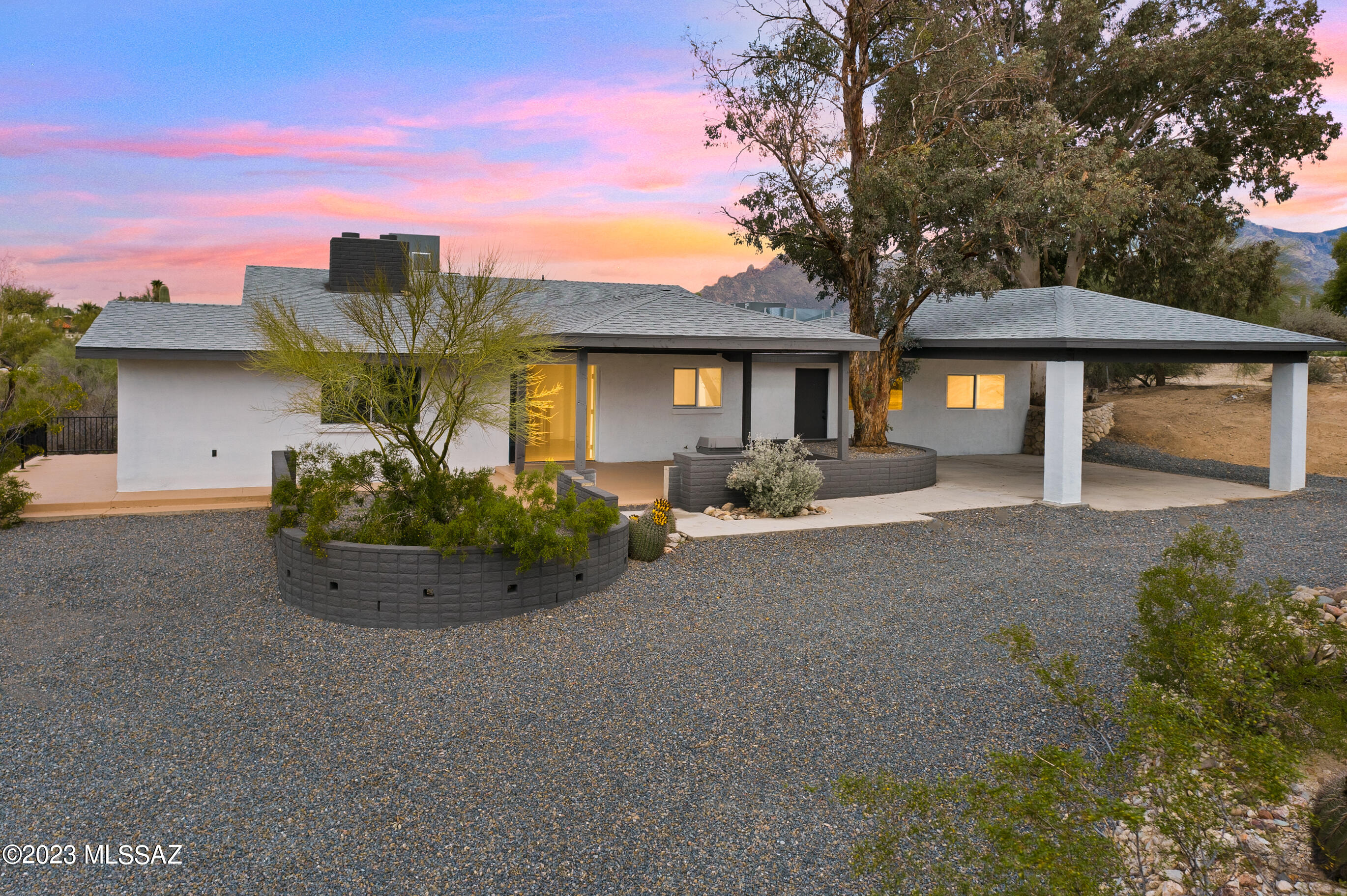 780 West Las Lomitas Road Tucson, AZ 85704 - Photo 1 of 36 Gallery Image 1
