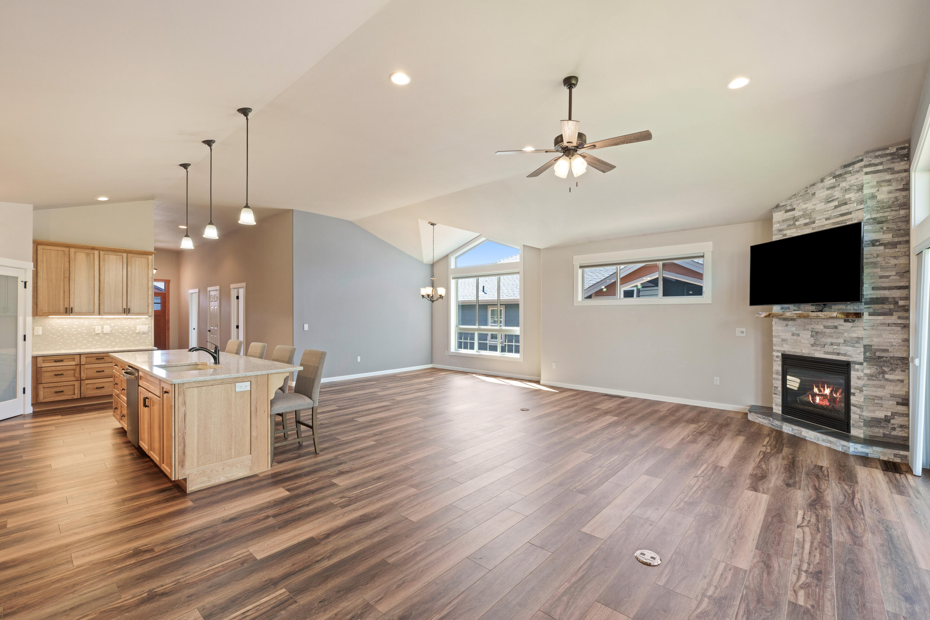 8413 Forest Ridge Loop Redmond, OR 97756 - Photo 28 of 65