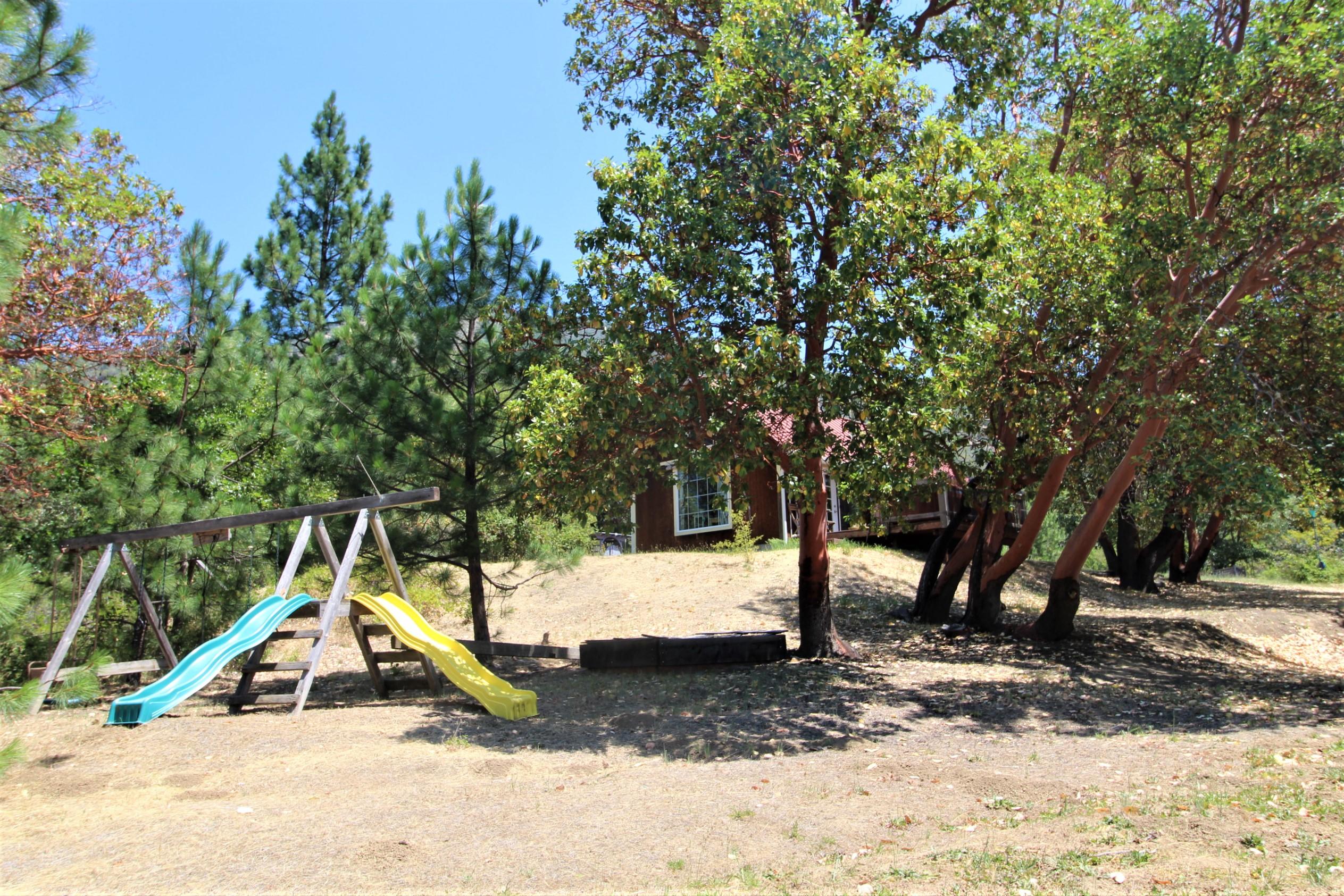 17170 North Applegate Road Grants Pass, OR 97527 - Photo 47 of 68 Play area