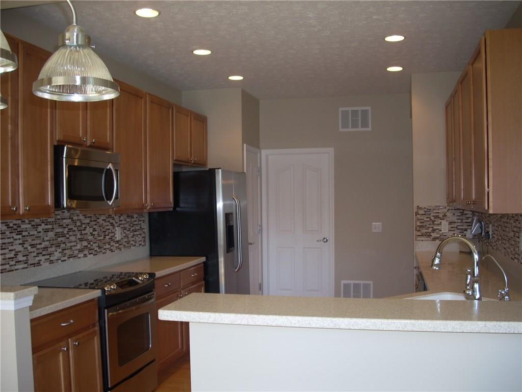 13977 London Road Fishers, IN 46037 - Photo 21 of 36 Gallery Image 21