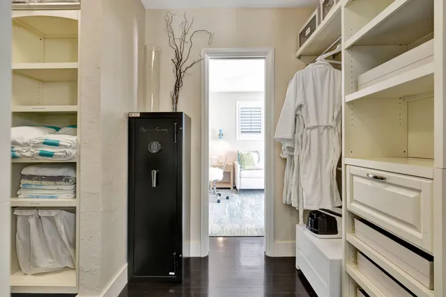 $21,500 | 136 Worth Court South, West Palm Beach, FL 33405