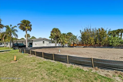a view of house with outdoor space