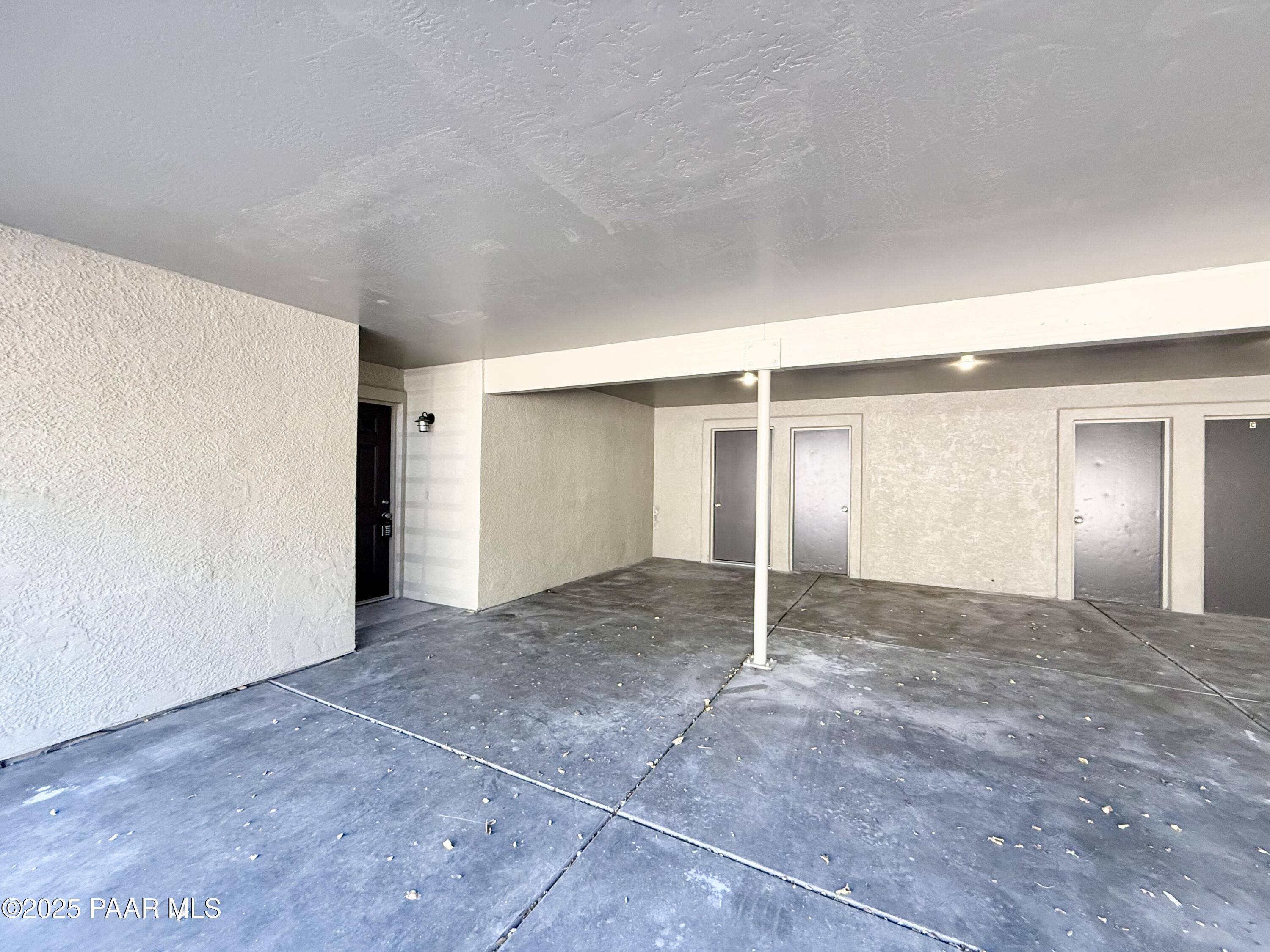 564 Lincoln Avenue, Unit B Prescott, AZ 86301 - Photo 11 of 11 a view of empty room