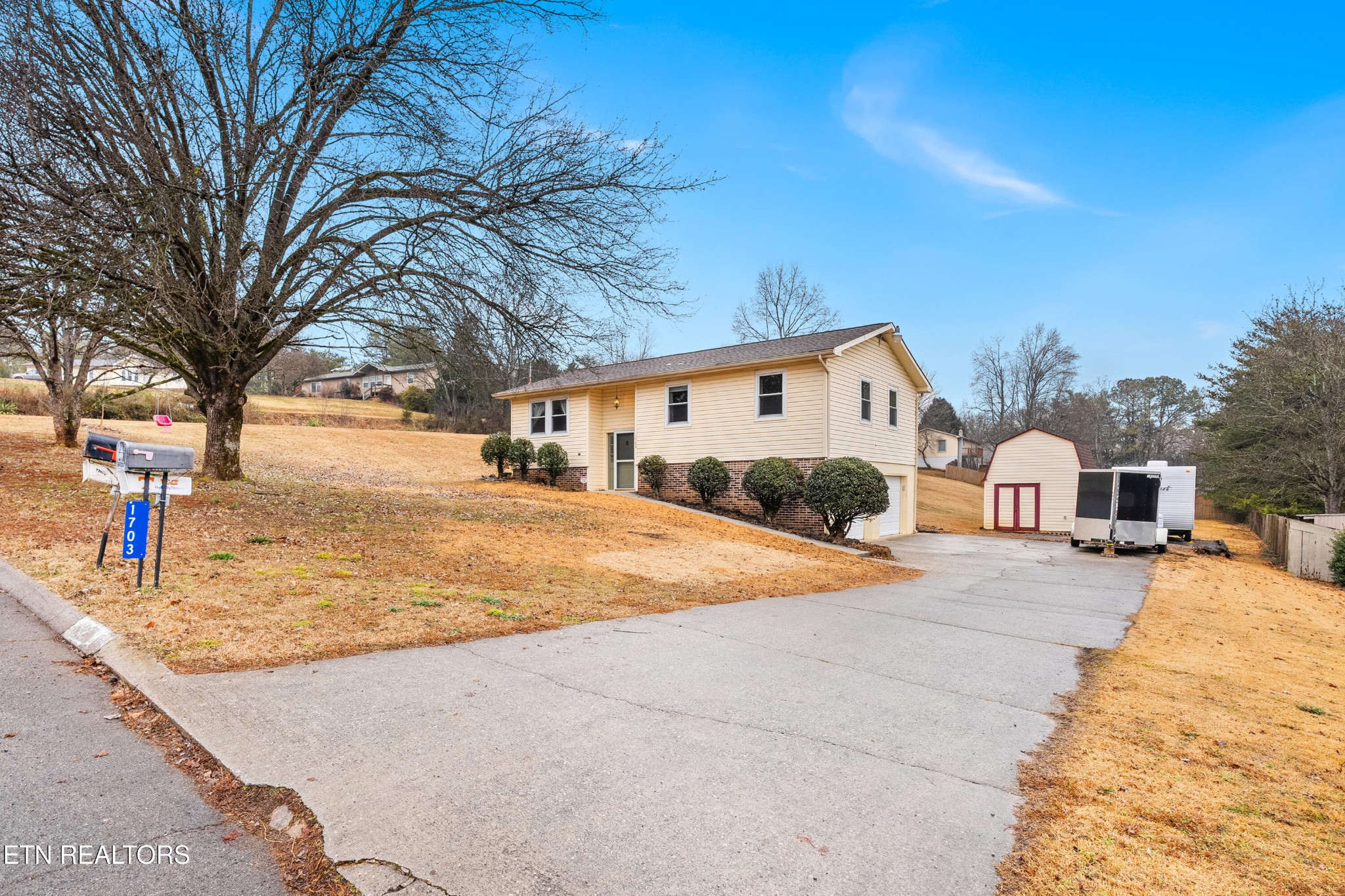 1703 Scott Road Louisville, TN 37777 - Photo 5 of 41 Gallery Image 5