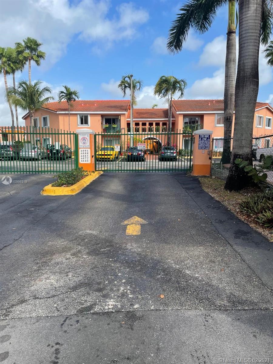 Flagami Miami, FL 33126 - Photo 2 of 20