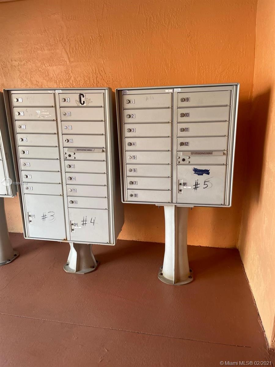 Flagami Miami, FL 33126 - Photo 15 of 20