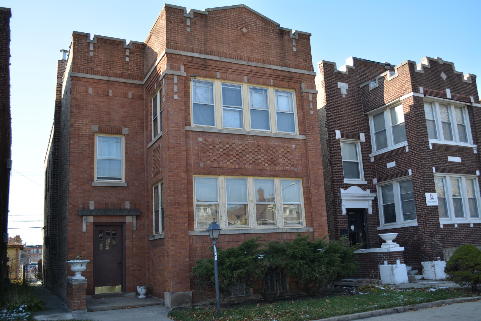 8030 South Justine Street Chicago, IL 60620 - Photo 2 of 3