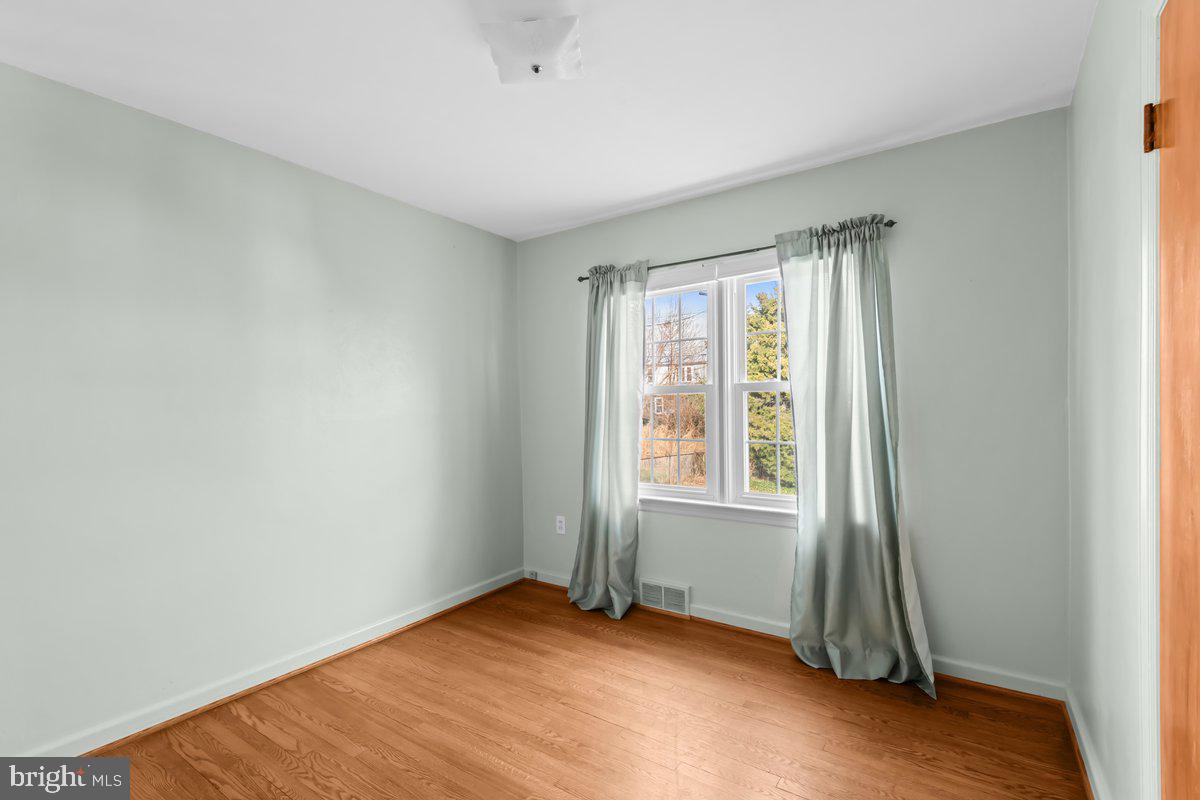 11319 Manse Road Hagerstown, MD 21740 - Photo 15 of 35