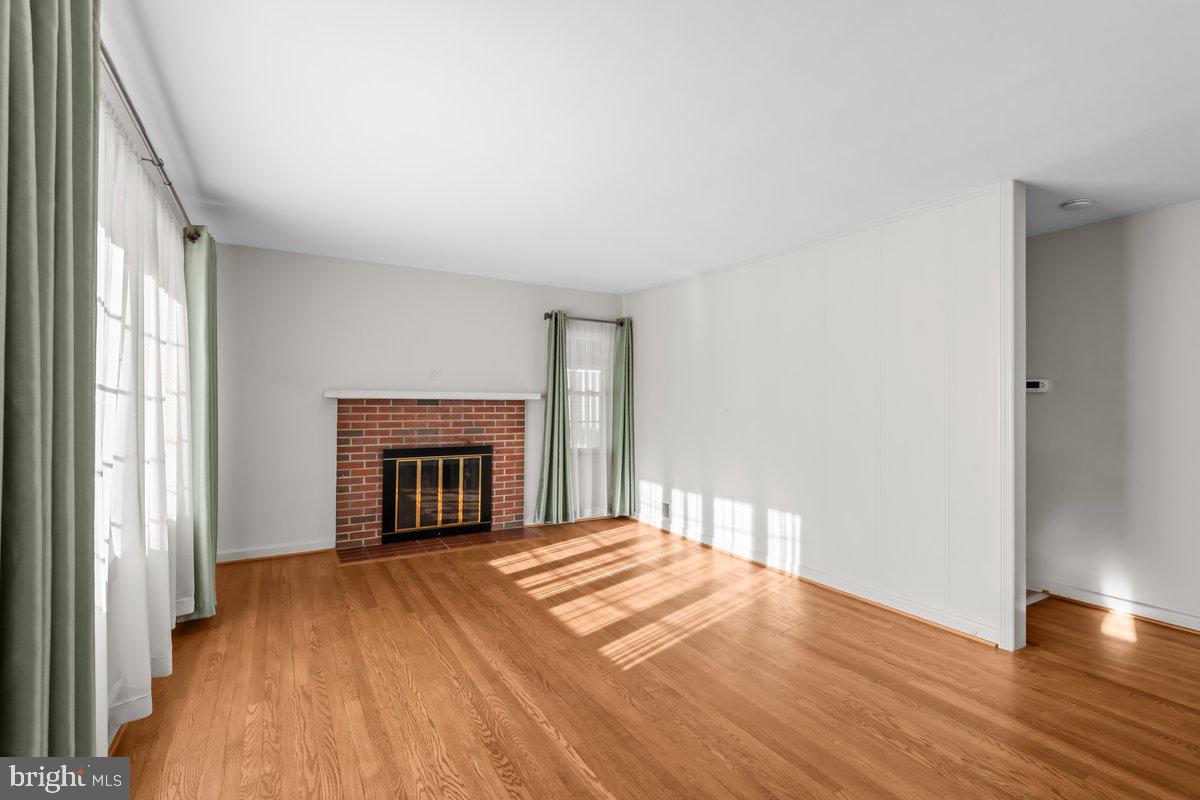 11319 Manse Road Hagerstown, MD 21740 - Photo 6 of 35