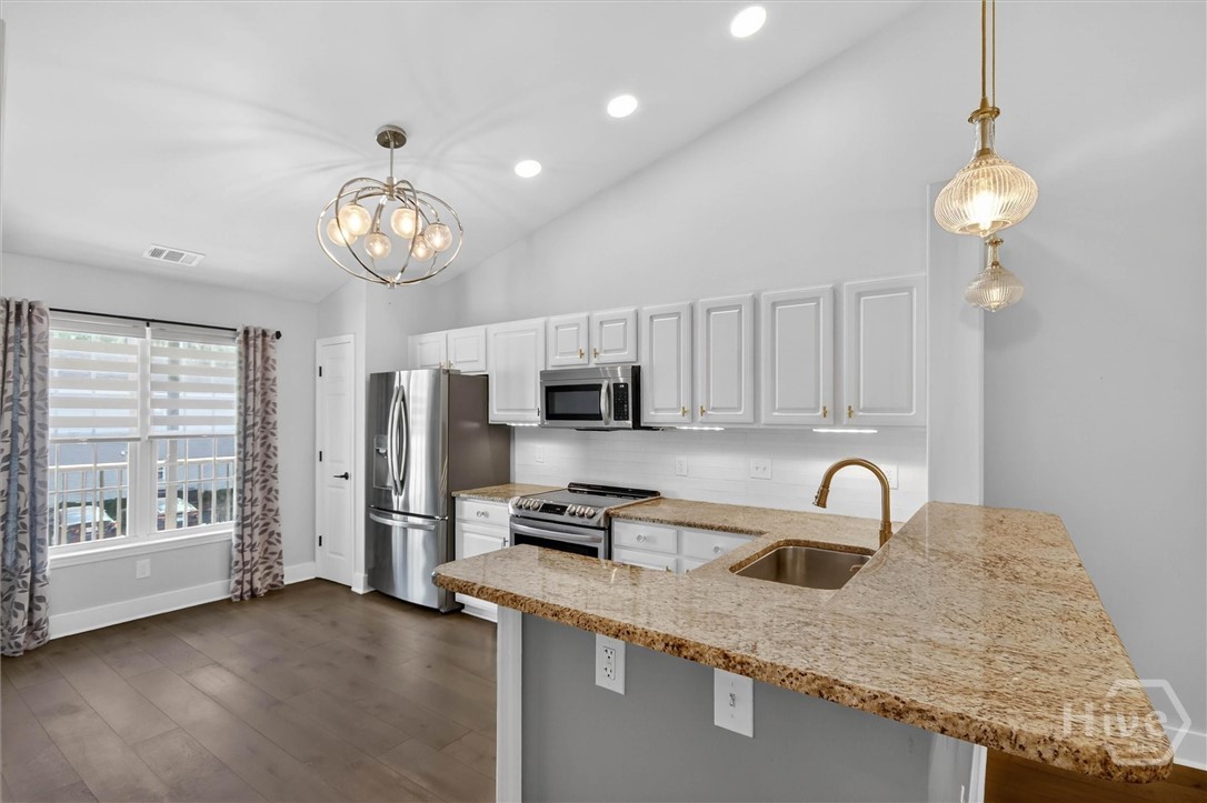 16 River Walk, Unit 16 Savannah, GA 31410 - Photo 13 of 37