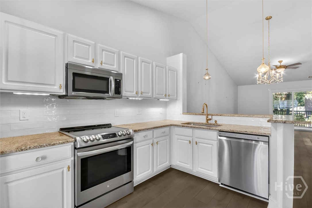 16 River Walk, Unit 16 Savannah, GA 31410 - Photo 15 of 37