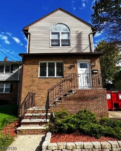 $3,600 | 1029 Chandler Avenue, Roselle, NJ 07203