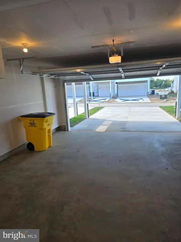 $2,050 | 1344 Red Clover Lane, Ranson, WV 25438