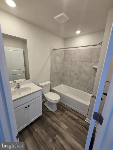 $2,050 | 1344 Red Clover Lane, Ranson, WV 25438