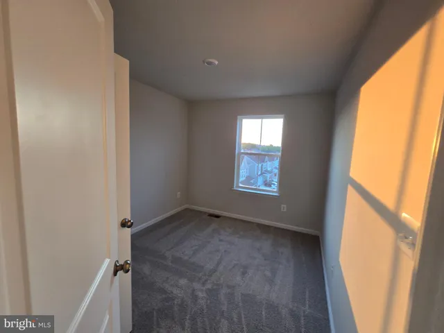 $2,050 | 1344 Red Clover Lane, Ranson, WV 25438