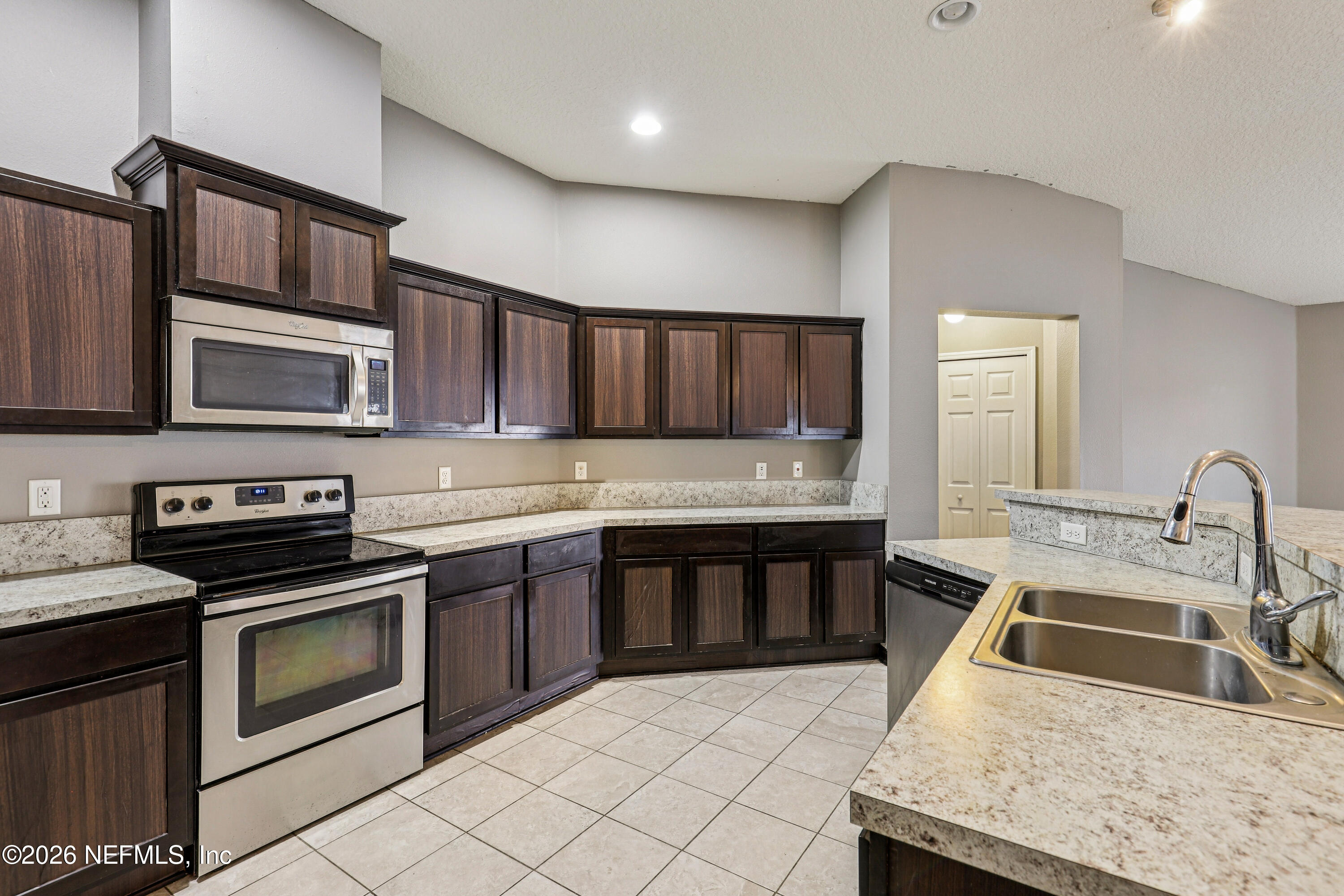 76754 Timbercreek Boulevard Yulee, FL 32097 - Photo 3 of 43 15-print-Timbercreek Blvd-S1202-015