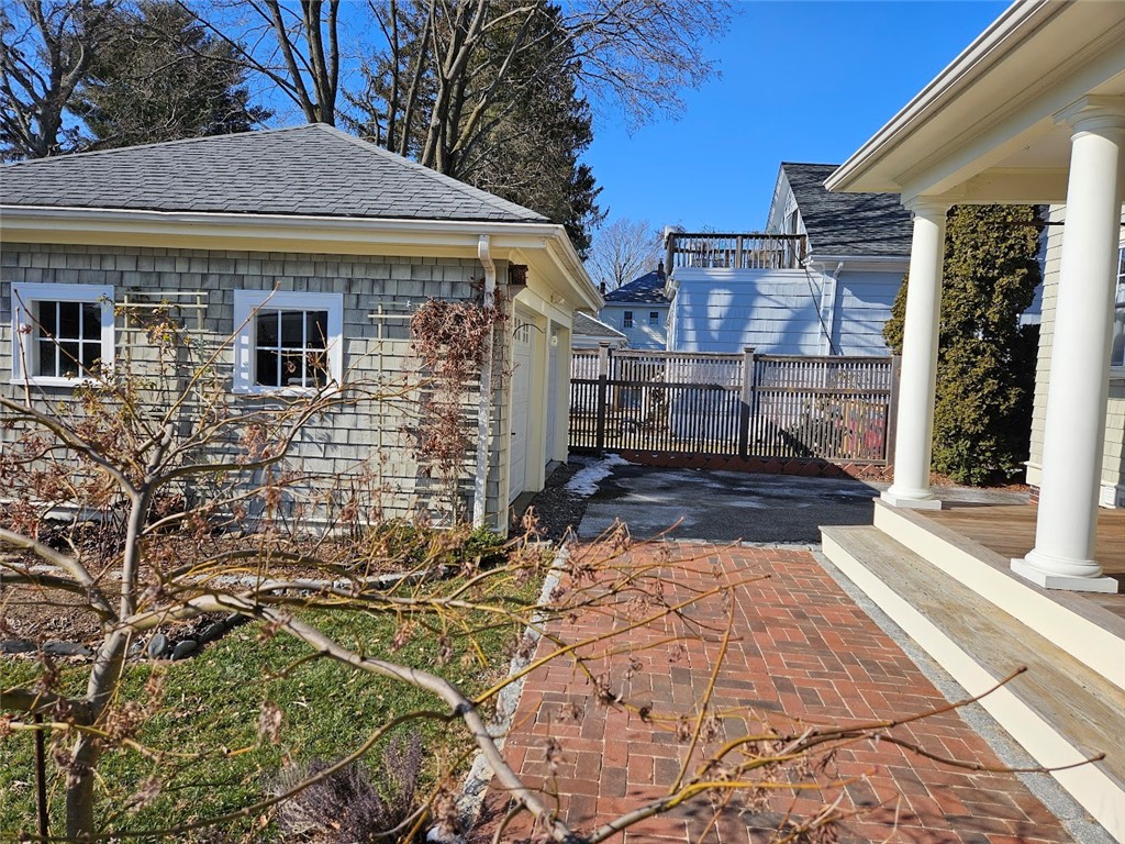 17 Woburn Road East Providence, RI 02916 - Photo 39 of 44 Gallery Image 39