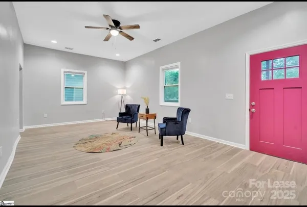 $1,550 | 426 Arch Street, Spartanburg, SC 29301