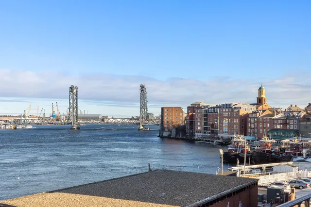 $3,350 | 205 Market Street, Unit 5, Portsmouth, NH 03801