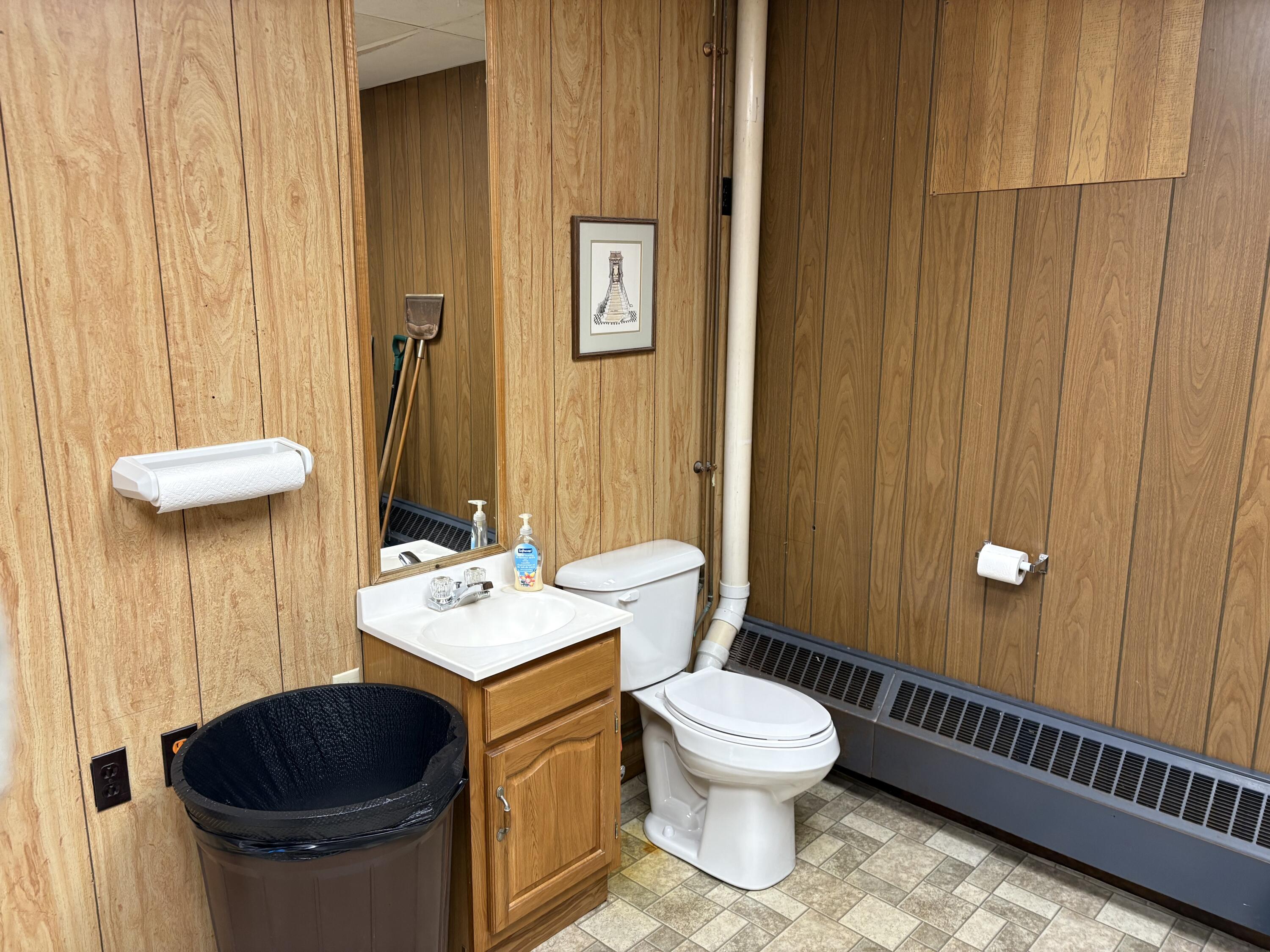 562 Main Street Caribou, ME 04736 - Photo 18 of 19 562 Main Street Caribou 2025 (13)