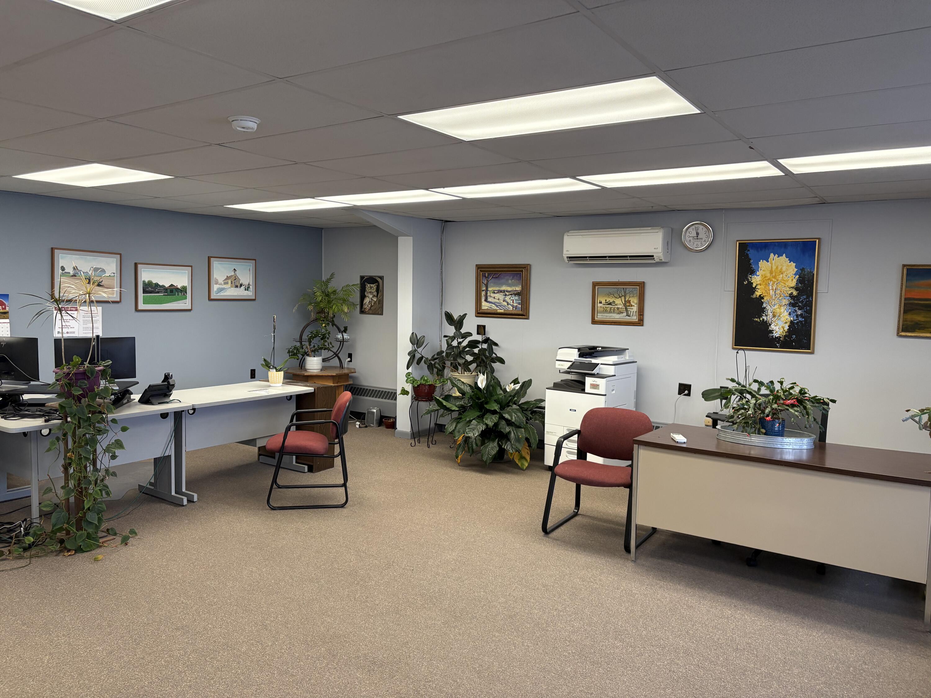 562 Main Street Caribou, ME 04736 - Photo 9 of 19 562 Main Street Caribou 2025 (5)