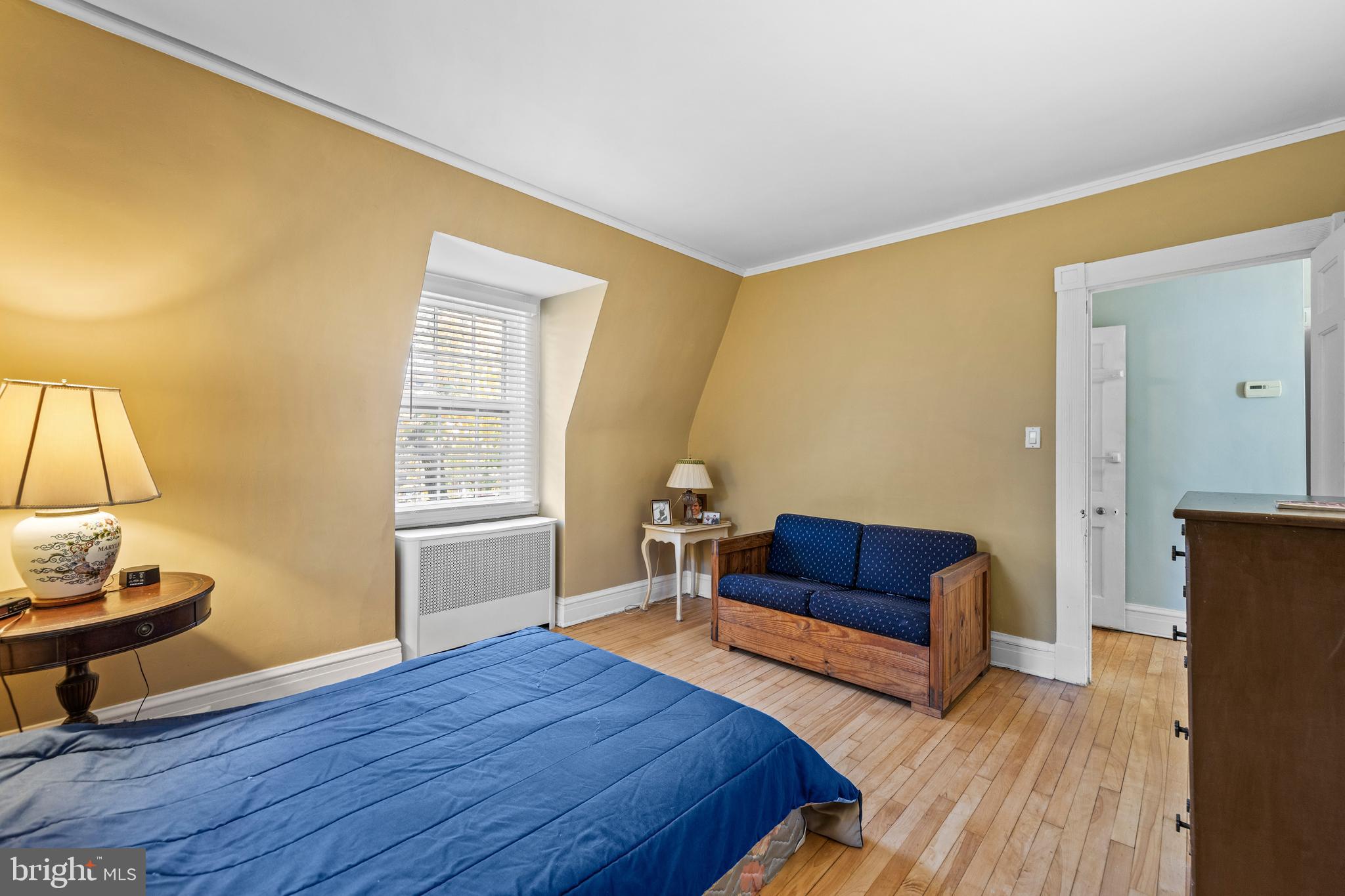 327 Broxton Road Baltimore, MD 21212 - Photo 26 of 47 Bedroom 2