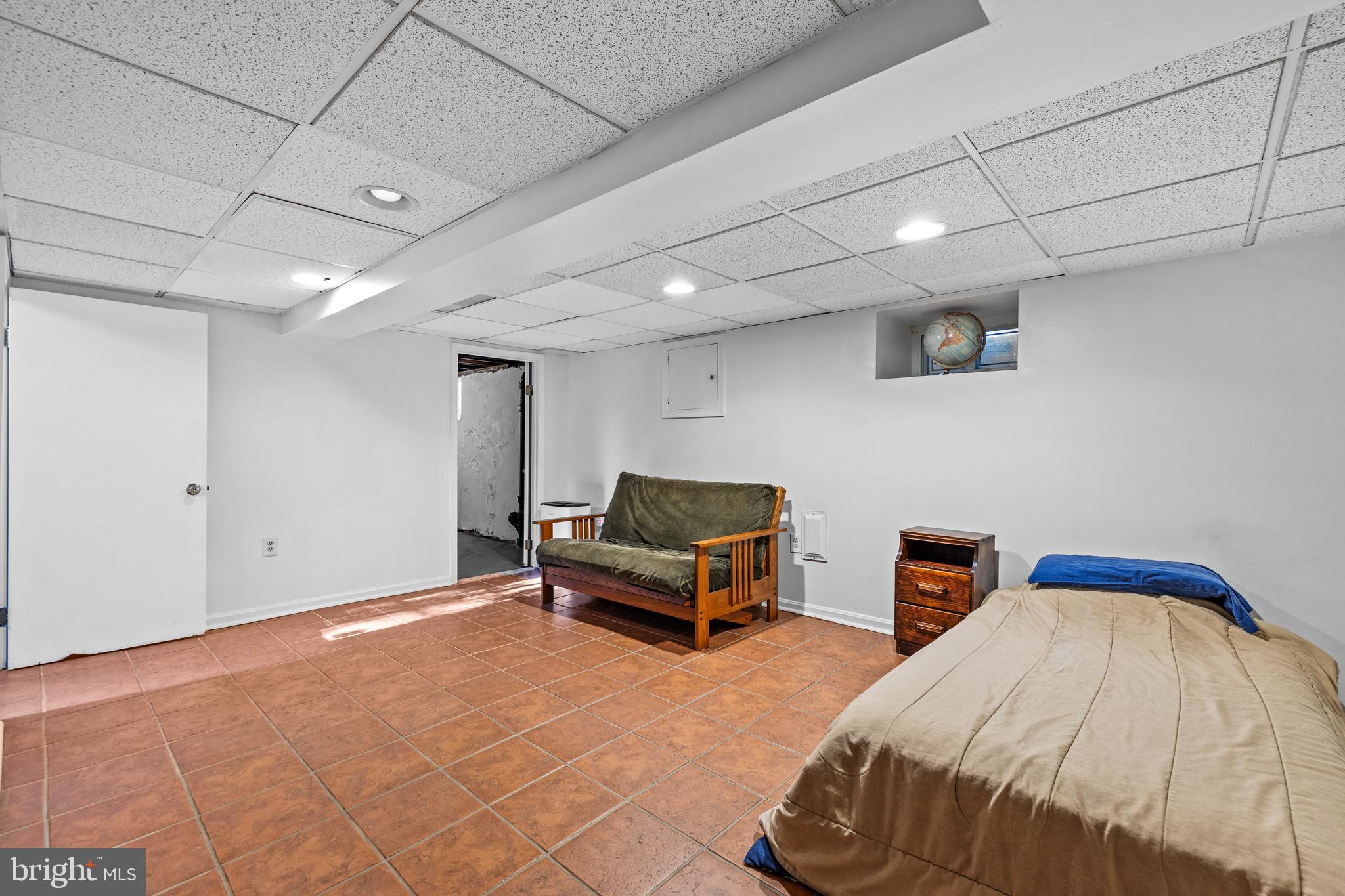 327 Broxton Road Baltimore, MD 21212 - Photo 37 of 47