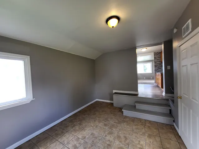 $133,400 | 18951 Meier Street, Roseville, MI 48066