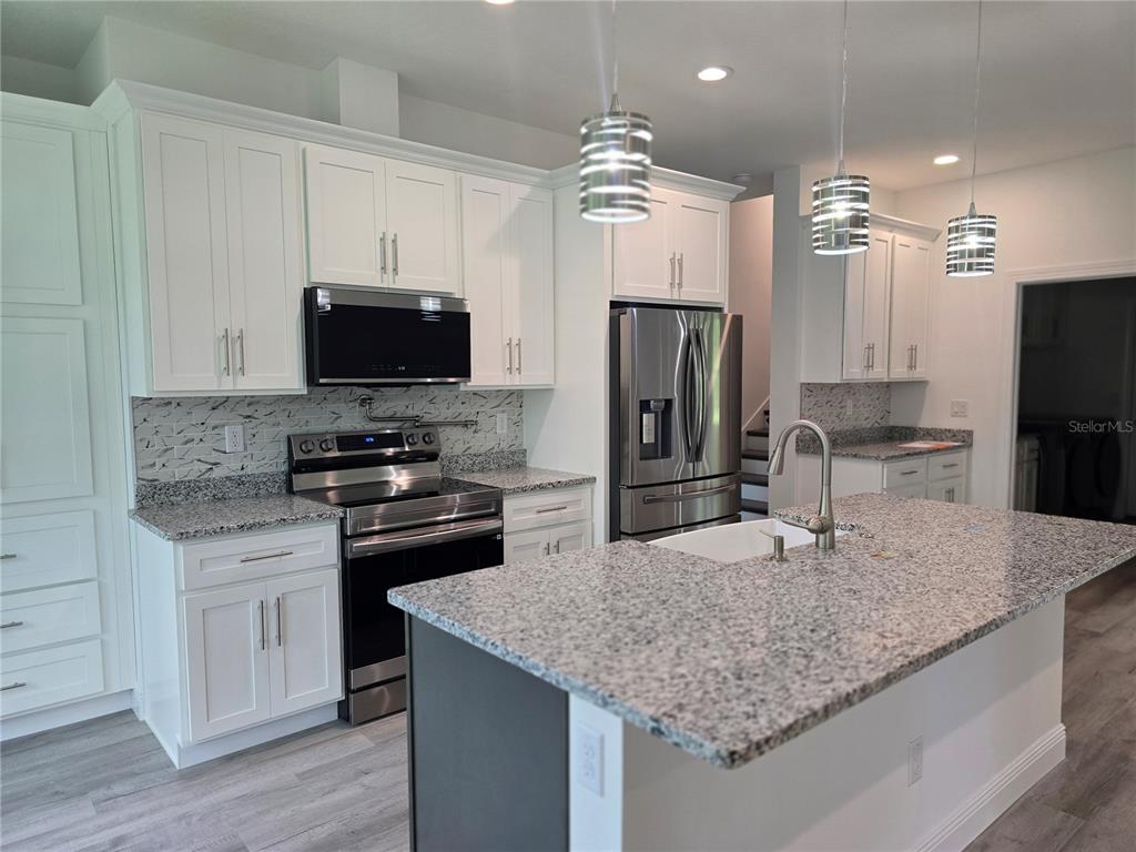 13193 Barnevelde Road Weeki Wachee, FL 34614 - Photo 20 of 71