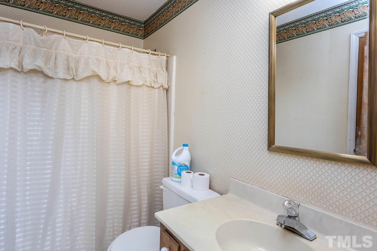 5827 Branchwood Road Raleigh, NC 27609 - Photo 14 of 19