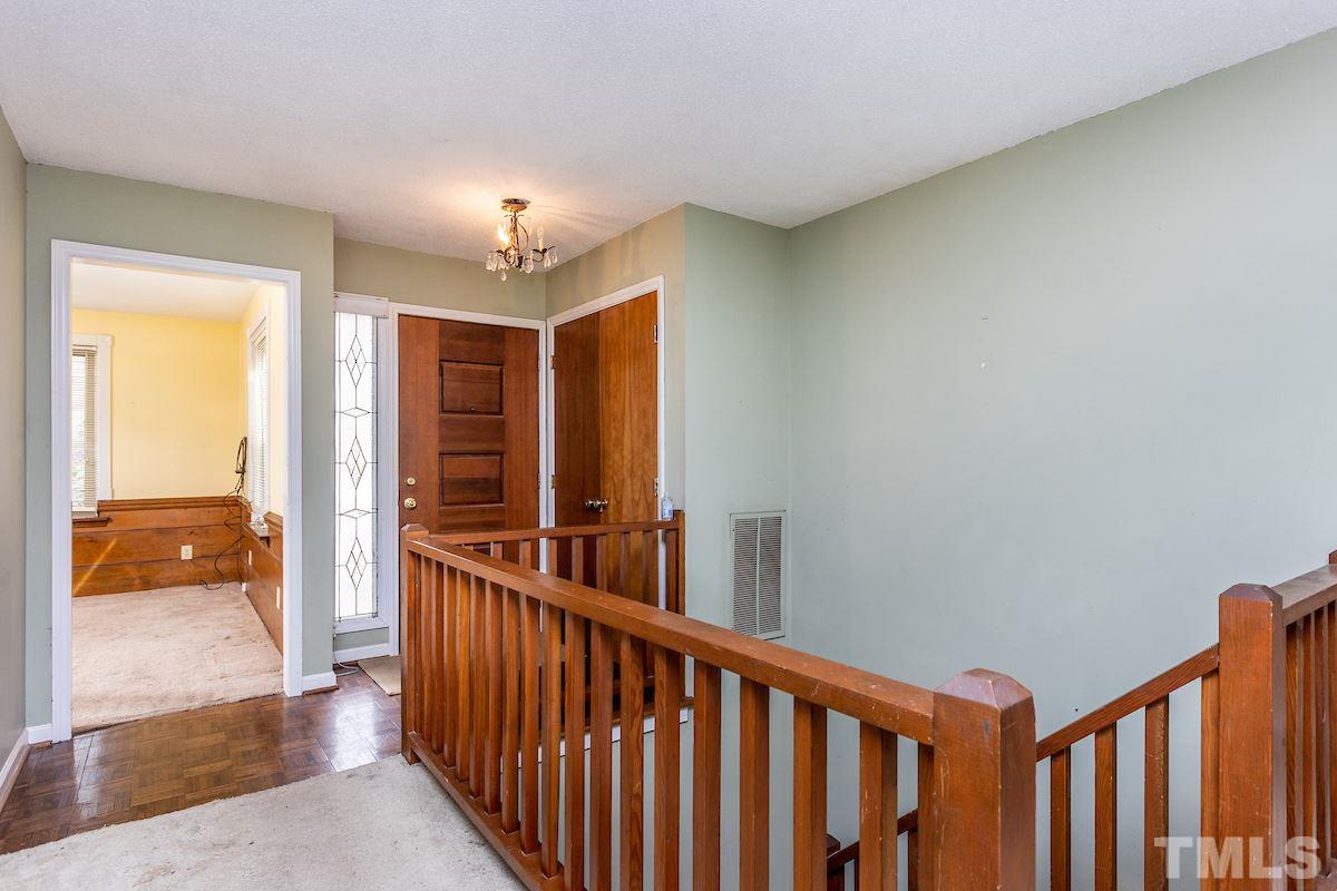5827 Branchwood Road Raleigh, NC 27609 - Photo 3 of 19