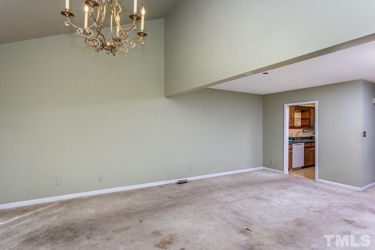 5827 Branchwood Road Raleigh, NC 27609 - Photo 9 of 19