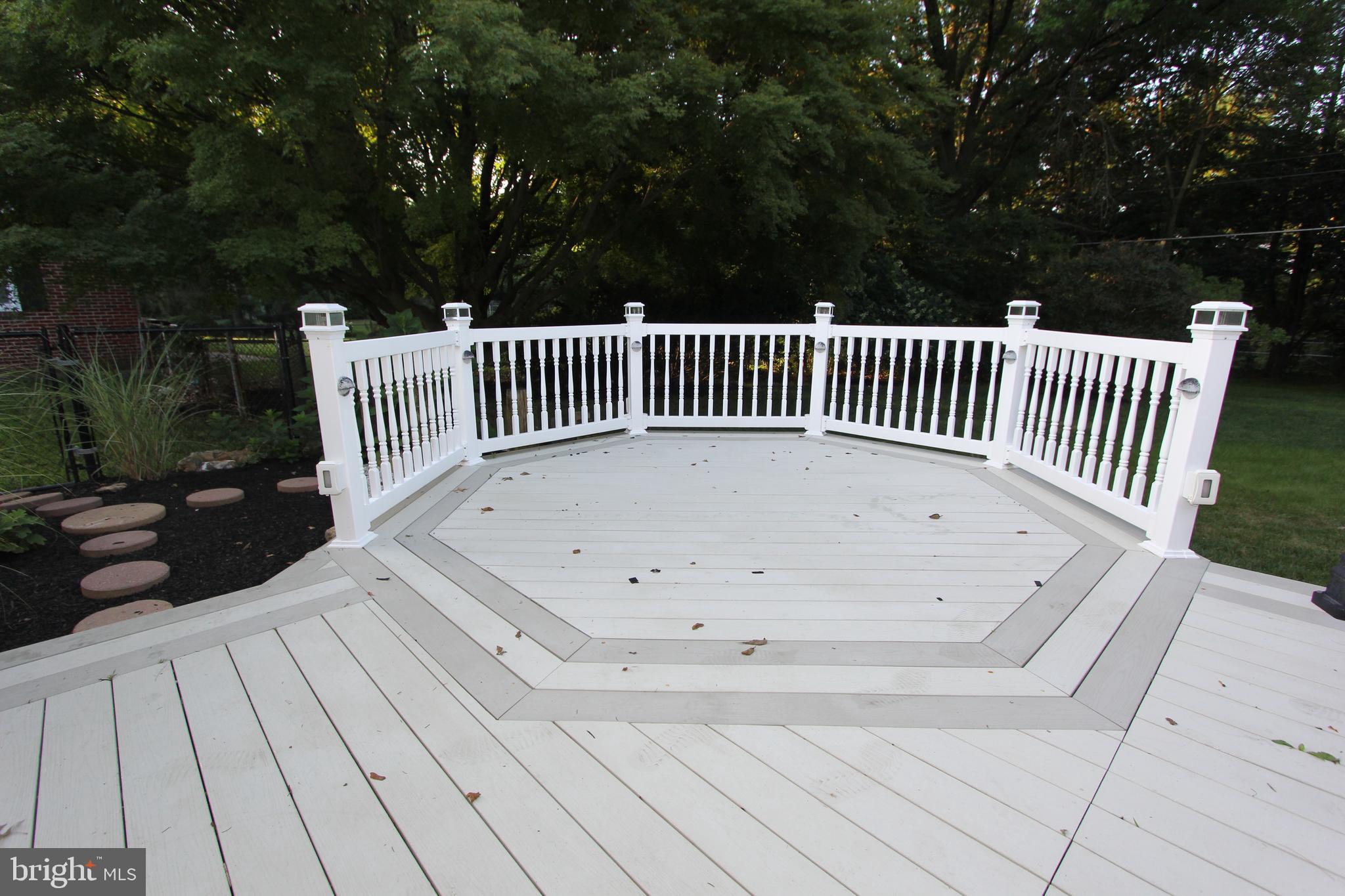 7917 Edgewood Farm Road Frederick, MD 21702 - Photo 40 of 69 Rear deck, view 3
