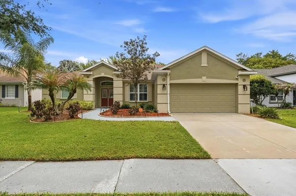 $499,999 | 2214 Longmore Circle, Valrico, FL 33596