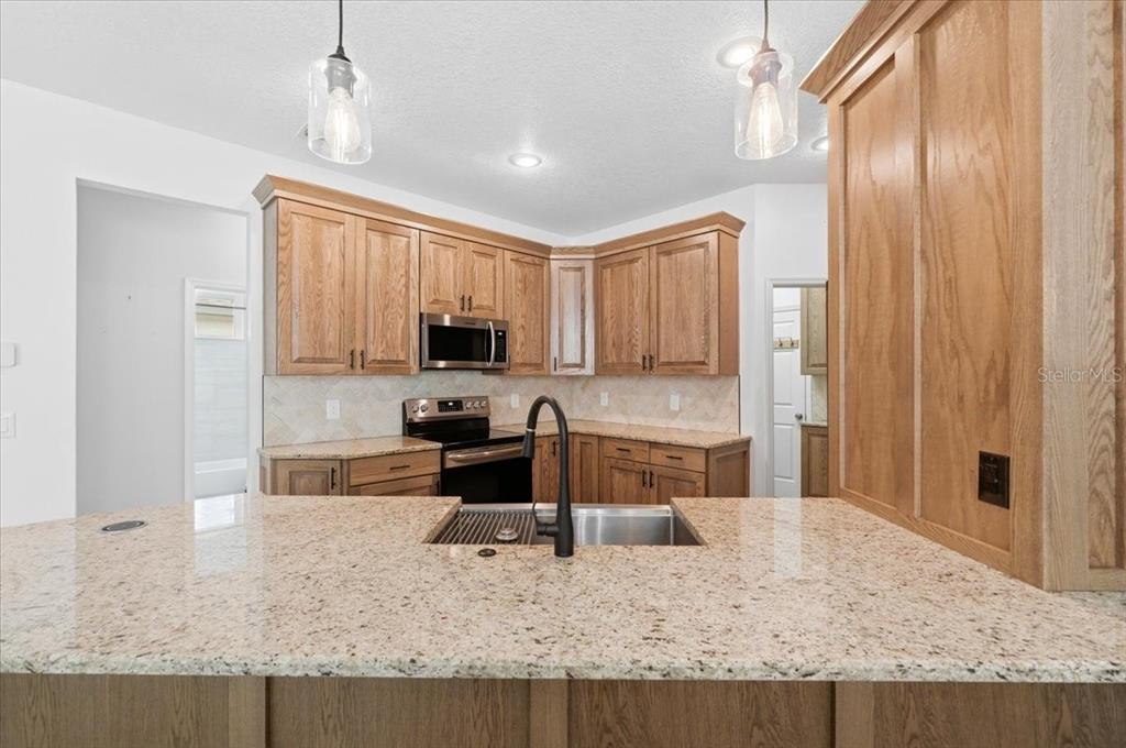 2214 Longmore Circle Valrico, FL 33596 - Photo 19 of 61