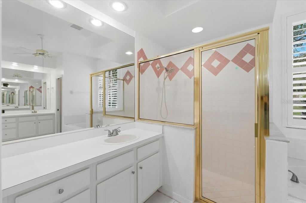 2214 Longmore Circle Valrico, FL 33596 - Photo 32 of 61