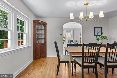 $659,900 | 220 Walnut Lane, Ambler, PA 19002
