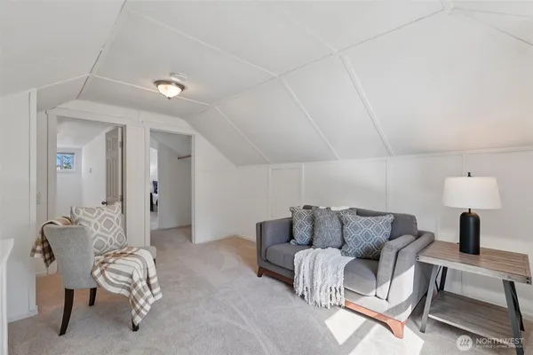 $899,999 | 3414 15th Avenue South, Seattle, WA 98144