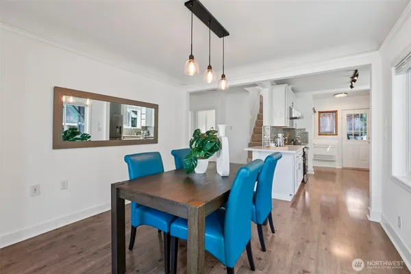 $899,999 | 3414 15th Avenue South, Seattle, WA 98144