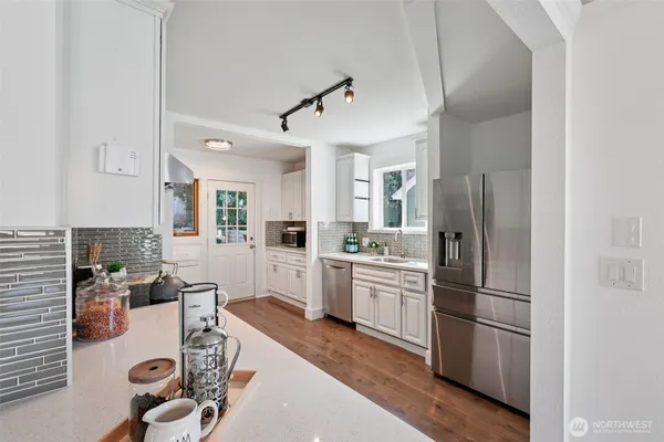 $899,999 | 3414 15th Avenue South, Seattle, WA 98144