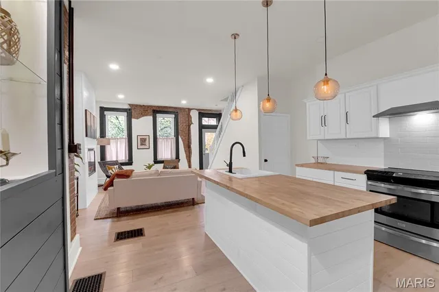 $225,000 | 3442 Pennsylvania Avenue, St. Louis, MO 63118