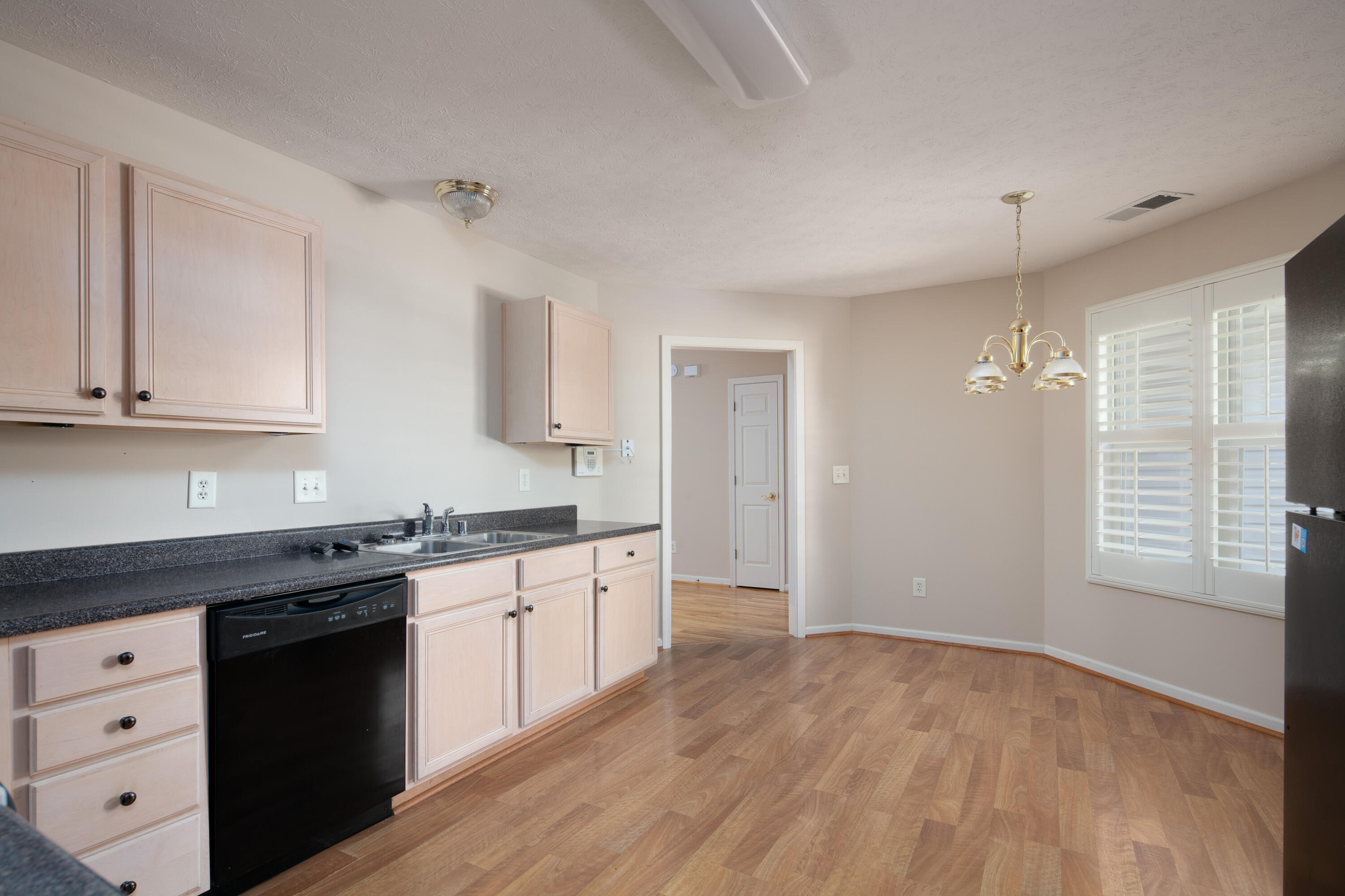 2116 Allegheny Way Lexington, KY 40513 - Photo 9 of 23 2116 Allegheny (7 of 24)