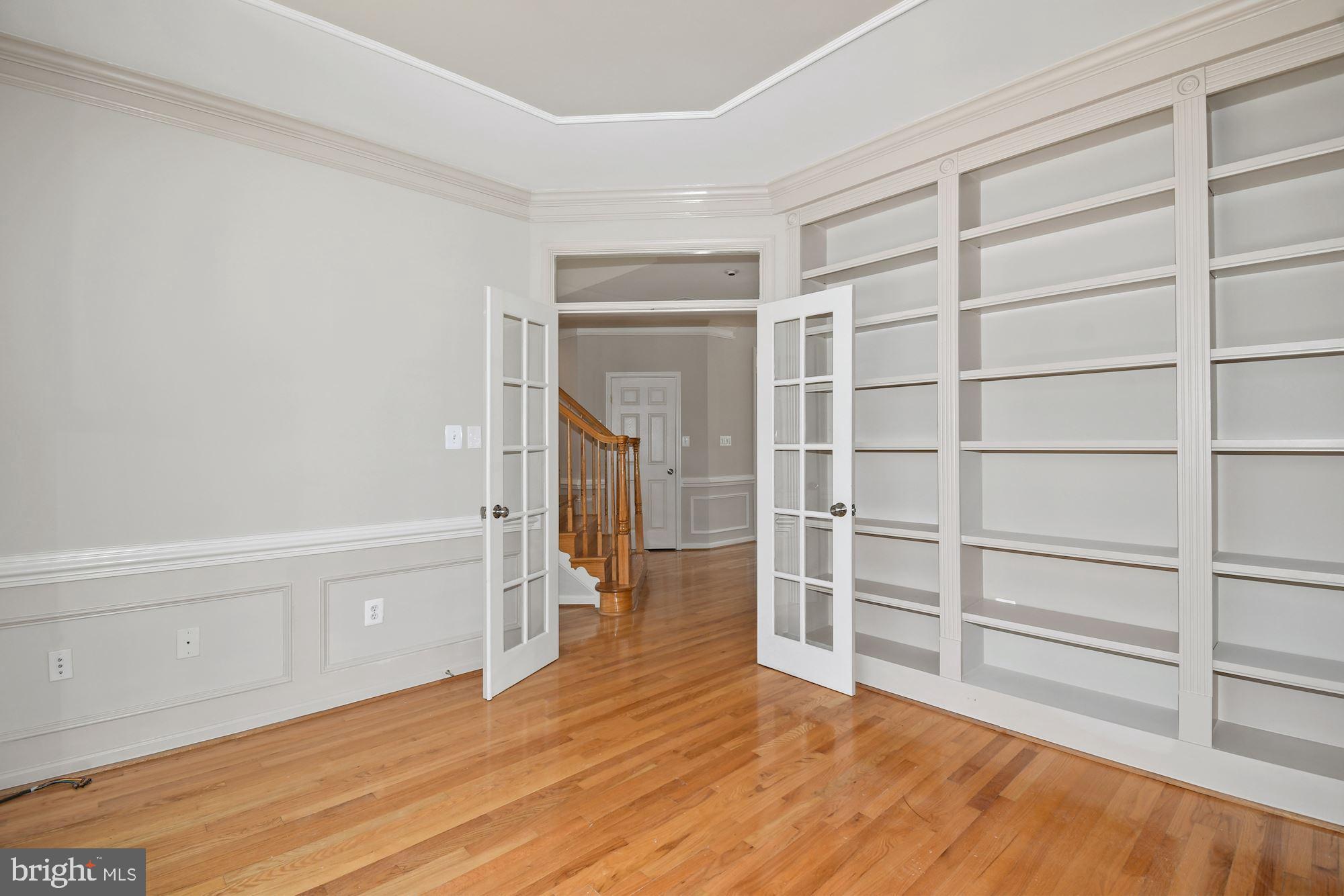 6149 Cobbs Road Alexandria, VA 22310 - Photo 14 of 38