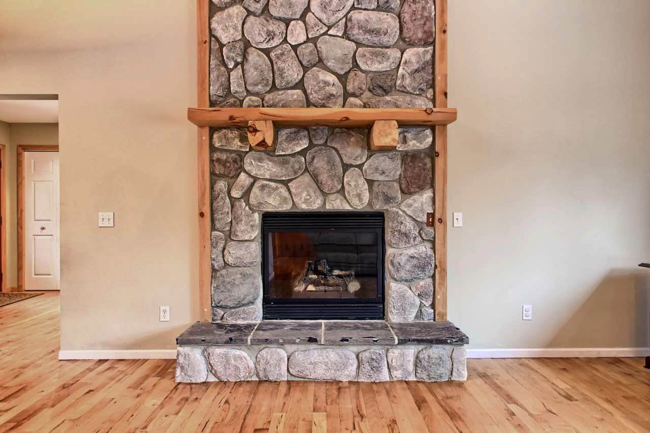 7199 Secor Road Traverse City, MI 49685 - Photo 11 of 33 1852206-10.JPG