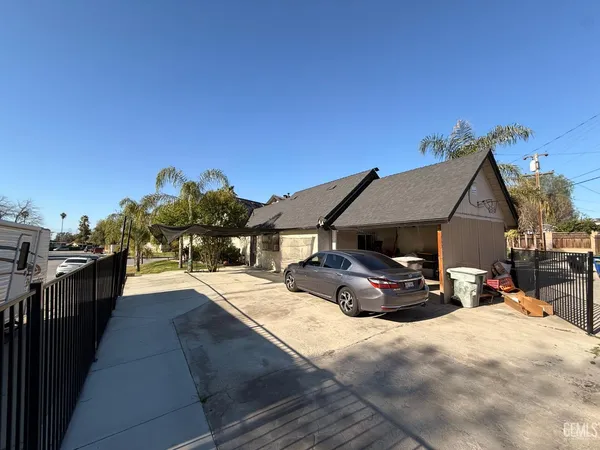 $449,999 | Undisclosed Address, Bakersfield, CA 93306