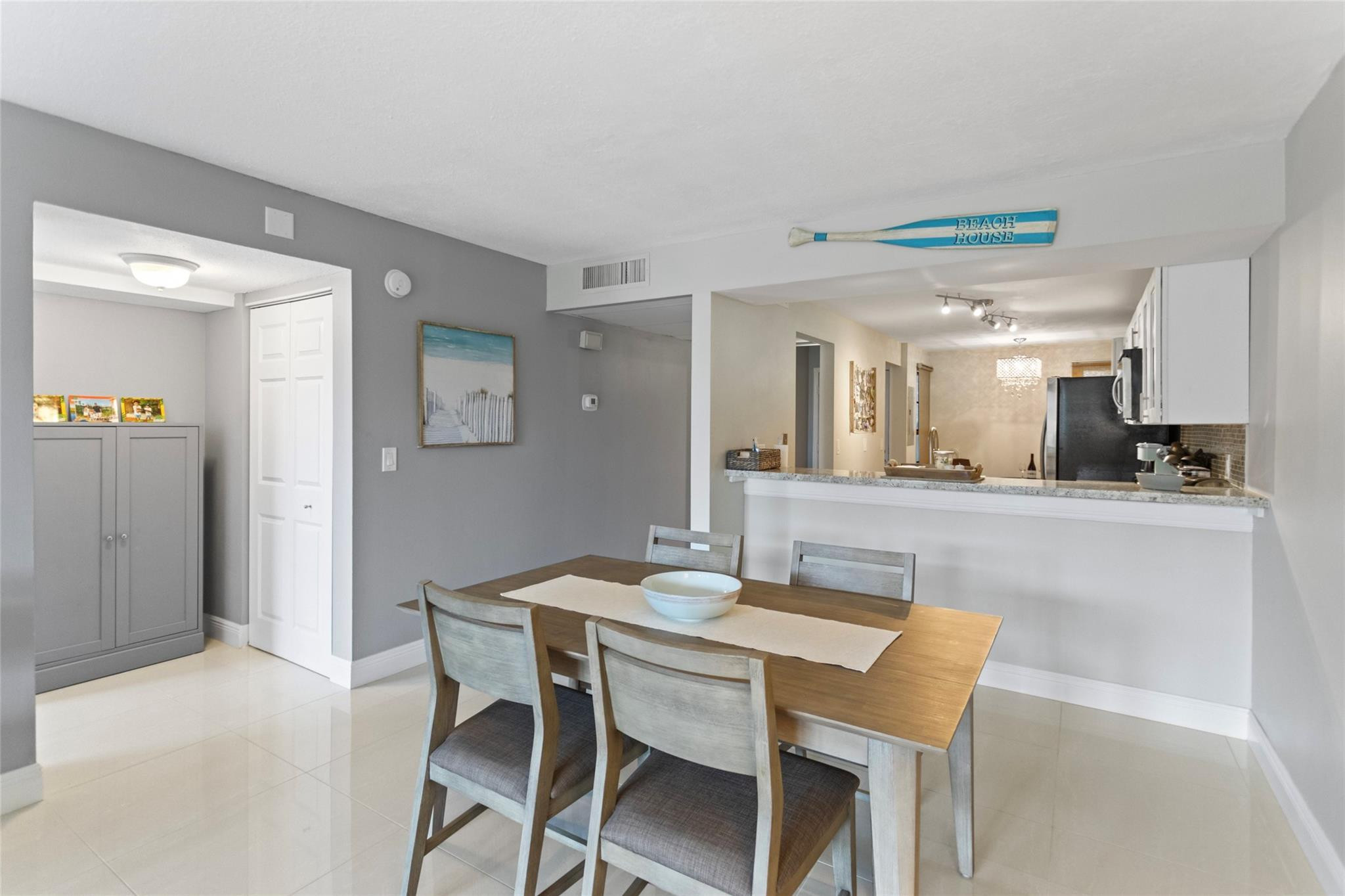 16 Royal Palm Way, Unit 302 Boca Raton, FL 33432 - Photo 10 of 34 Dining Room